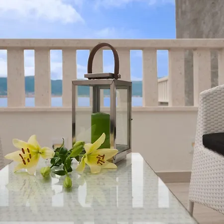 Апартаменты Apartman Uvalic A3 - Dalmatia Трогир